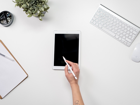 美國結(jié)婚移民材料清單：共同資產(chǎn)與聊天記錄缺一不可