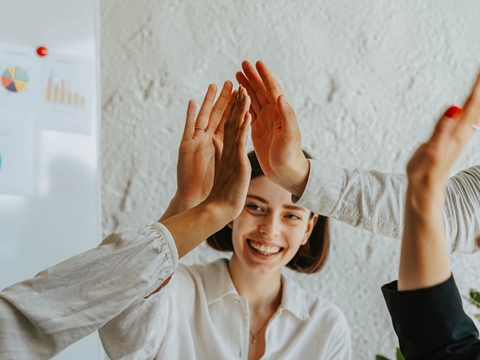 解析中衛(wèi)香港公司海牙公證的必要性與流程，開啟國際商業(yè)新篇章