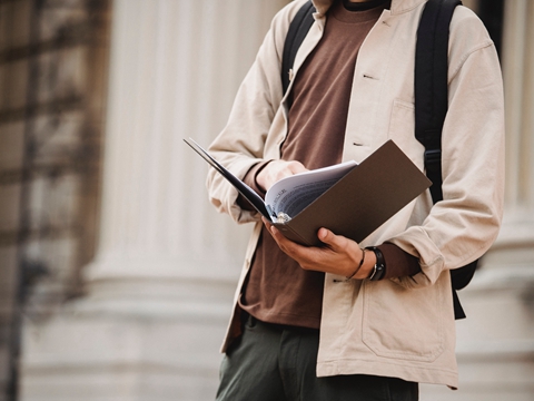 如何輕松應對香港離港人士網上報稅難題？